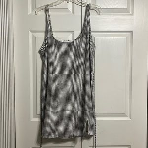 Abercrombie & Fitch black and white dress